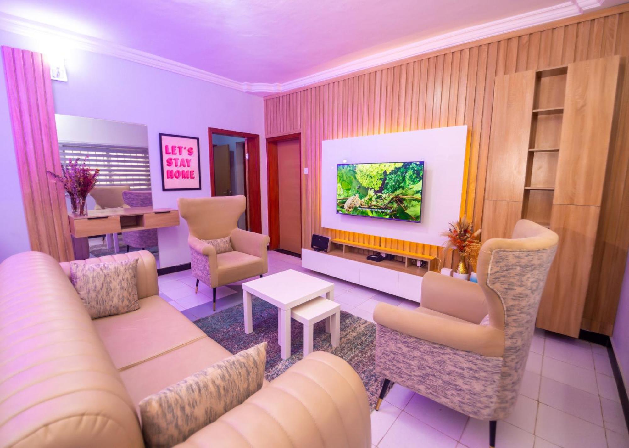 Palm Heights Apartments - Omole Phase 1, Ikeja Dış mekan fotoğraf
