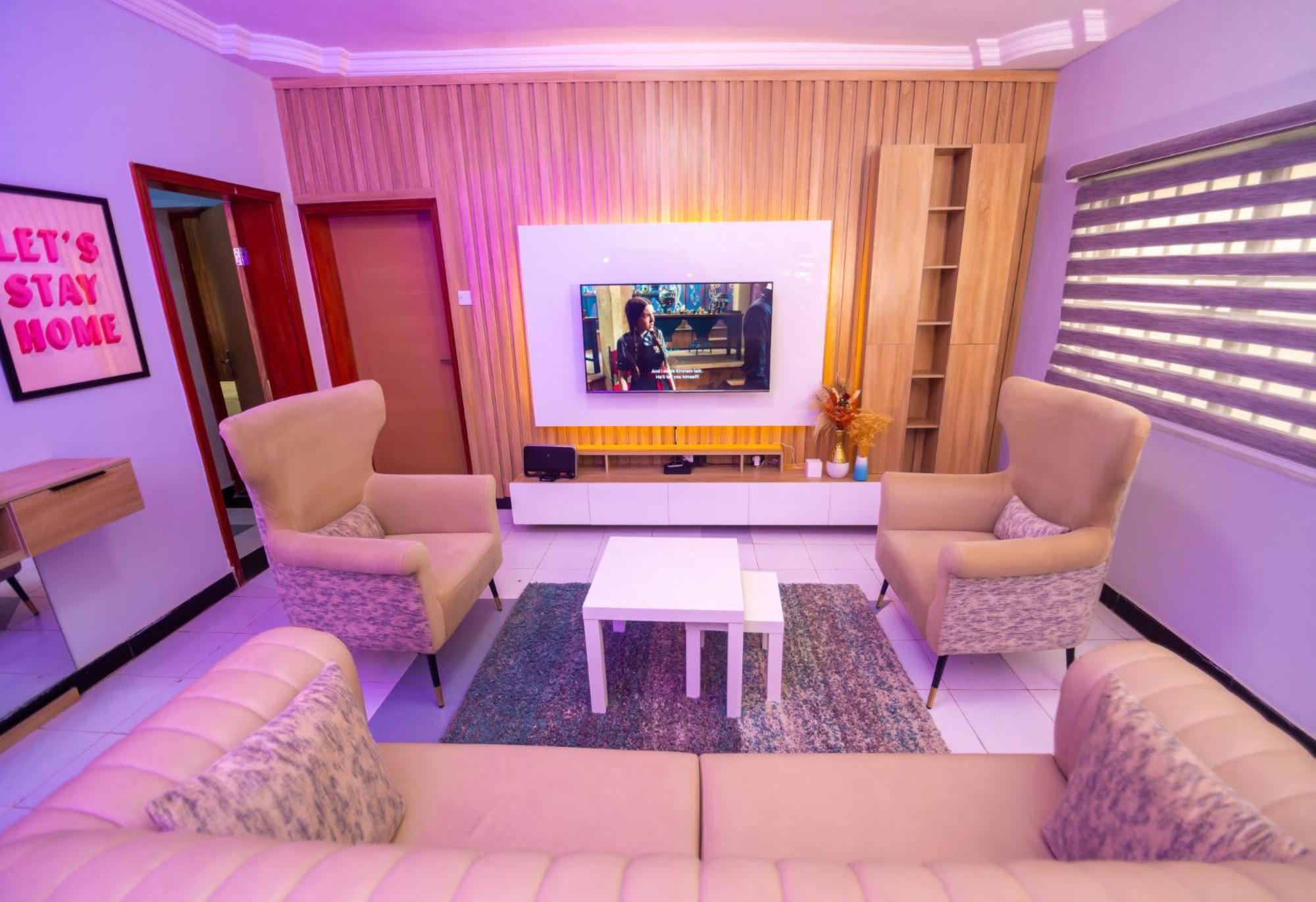 Palm Heights Apartments - Omole Phase 1, Ikeja Dış mekan fotoğraf